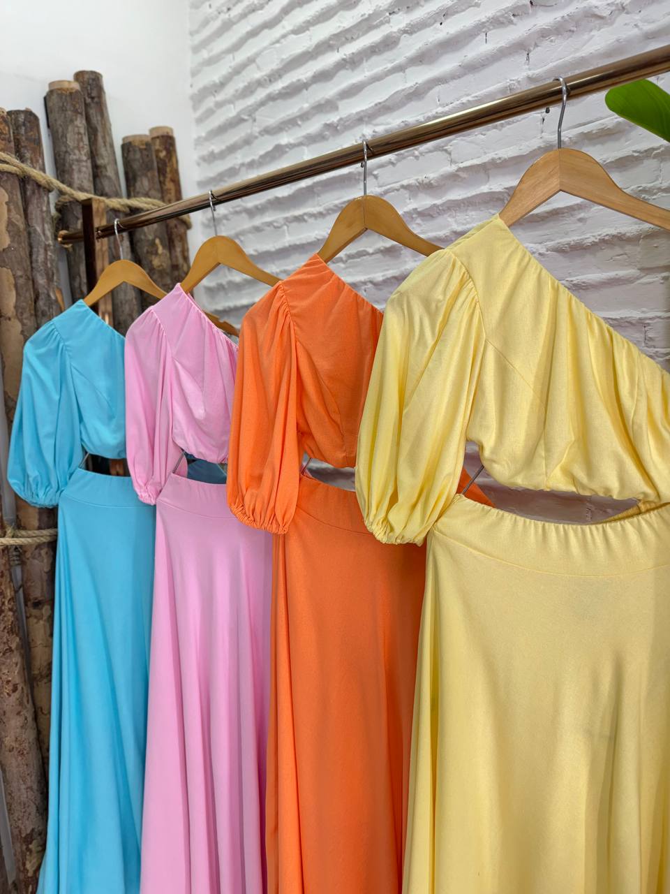 (SPR) VESTIDO LONGO VAZADO MANGA UNICA