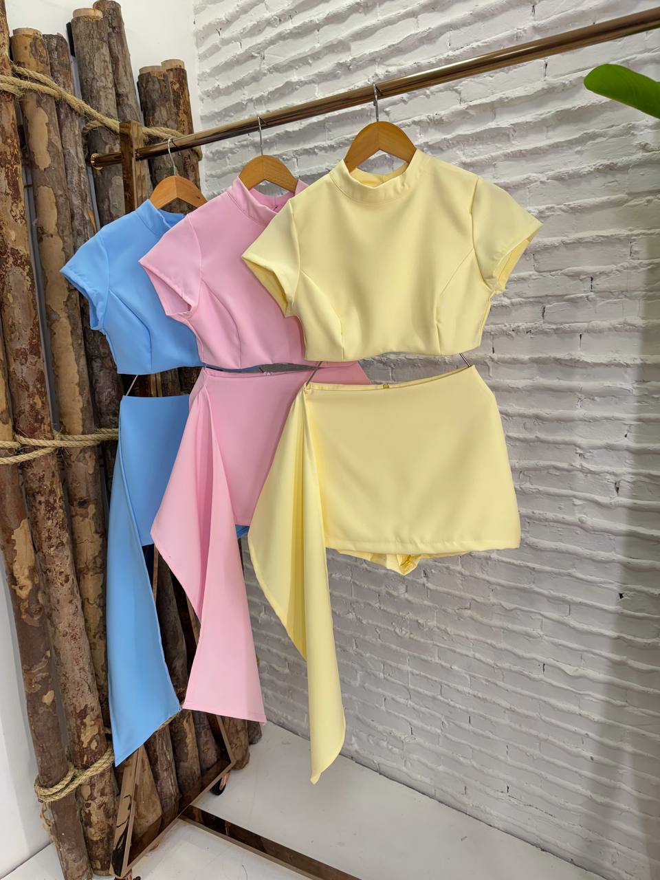 (PRV) CONJUNTO SHORT SAIA+CROPPED MANGA