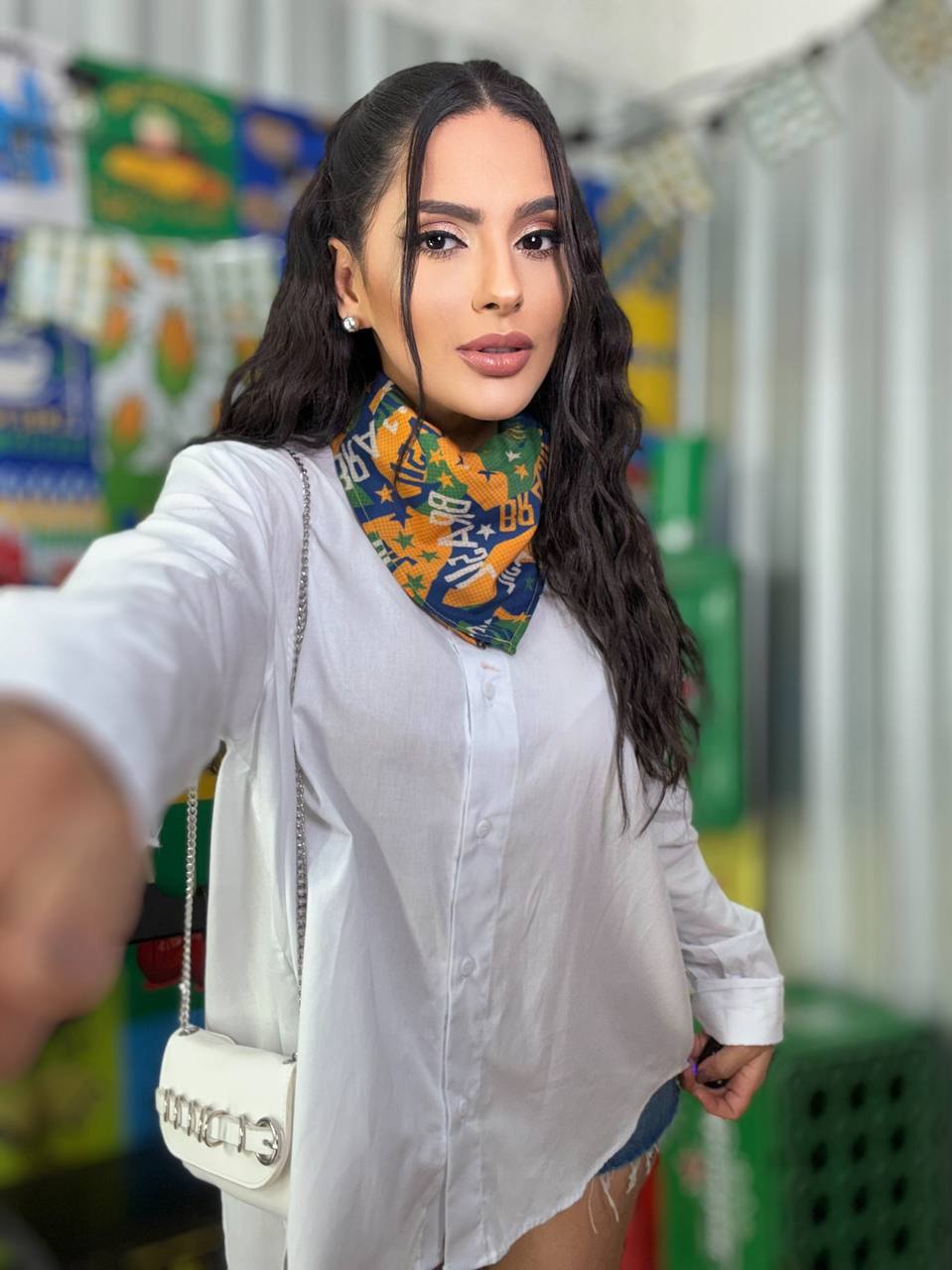 (HDS) CAMISA DET FENDA TRASEIRA