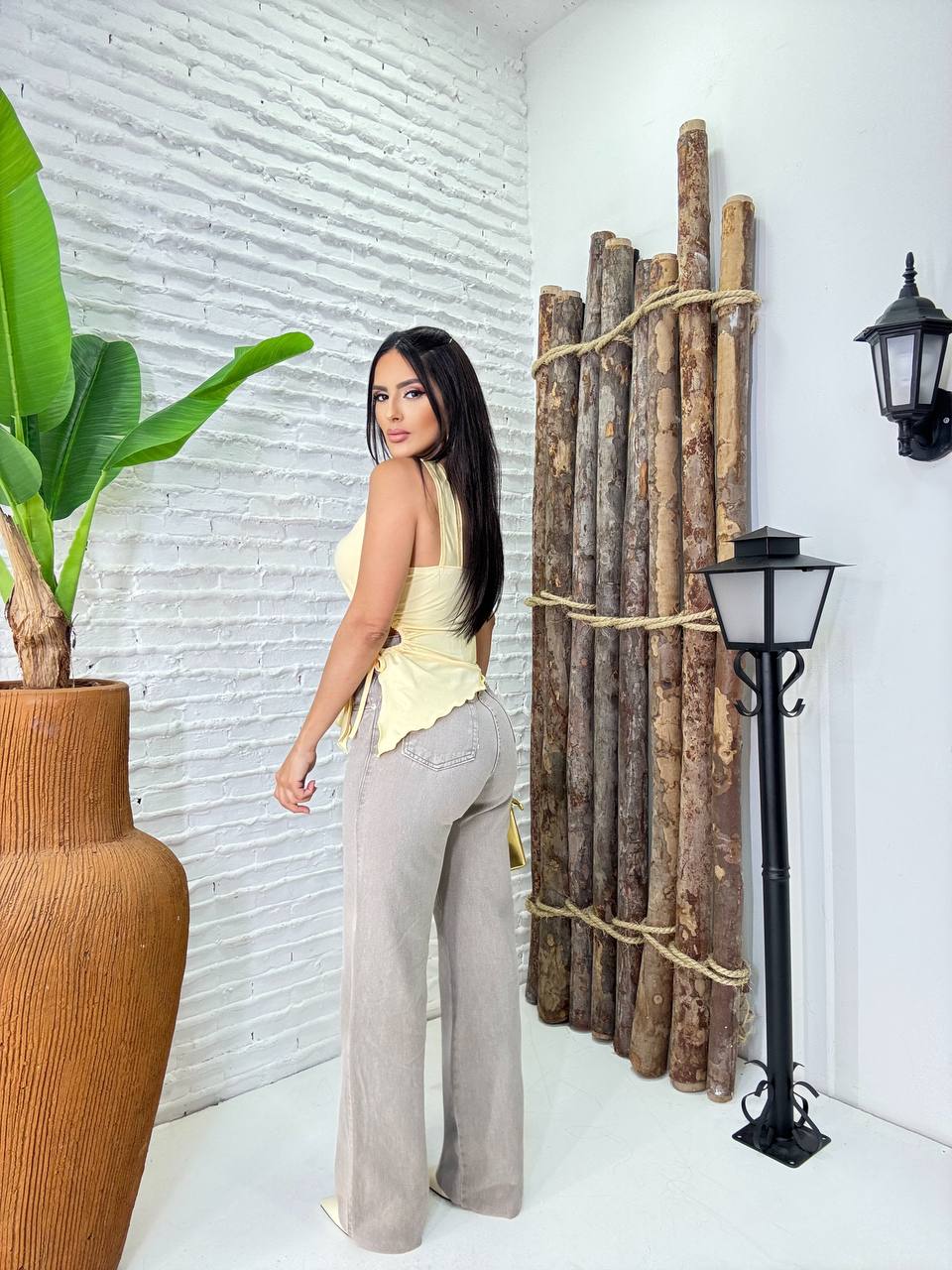 (MDB) BLUSA OMBRO UNICO COM AMARRAÇÃO LATERAL DET. FIVELA