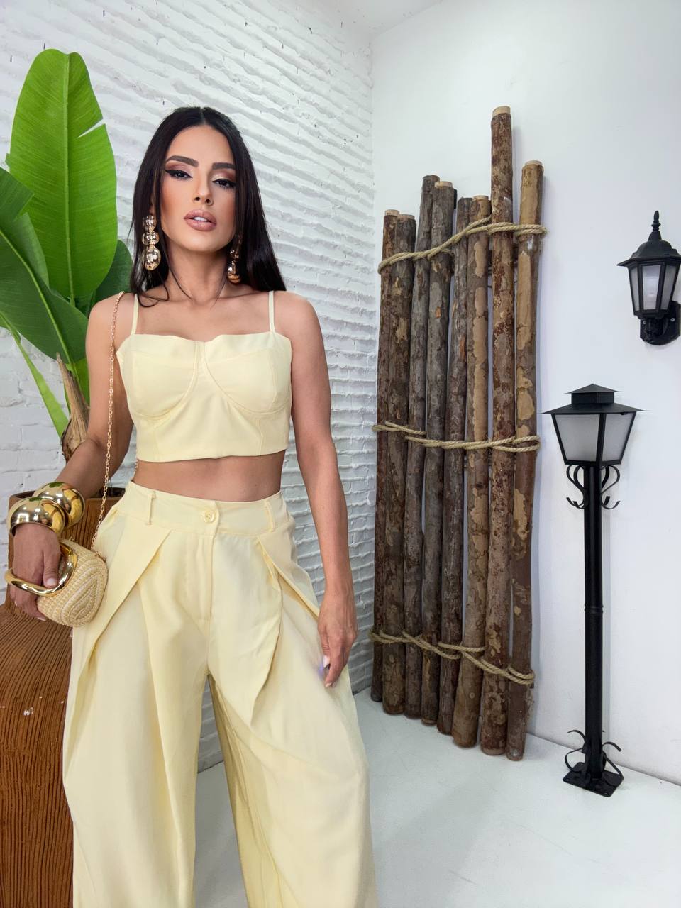 (PBD) CONJUNTO CALÇA DET FRONTAL +CROPPED