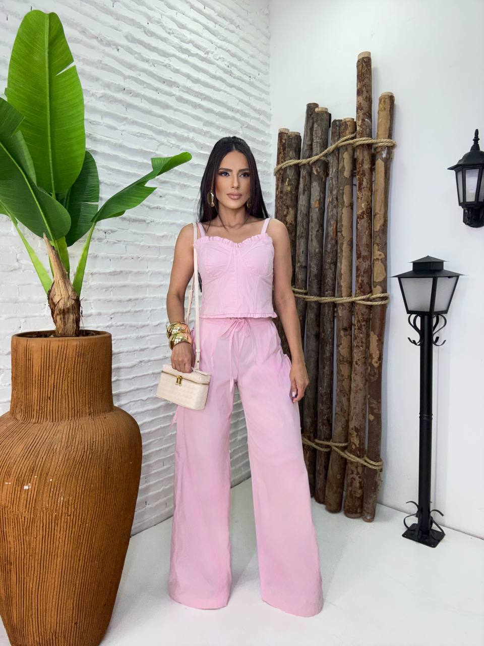 (TPP) CONJUNTO CALÇA DET. ILHOES +CROPPED