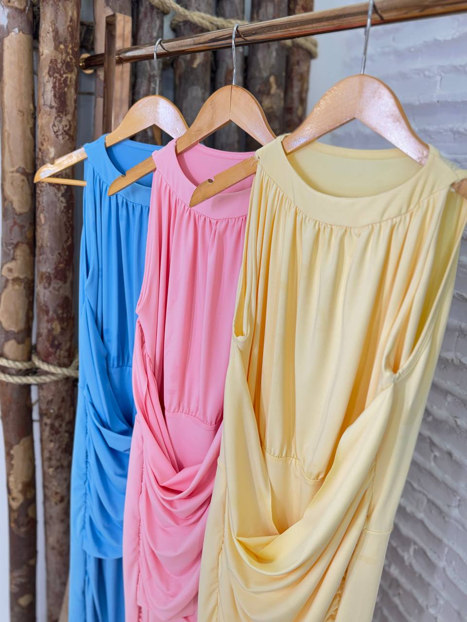 (AYR) VESTIDO SUPLEX DRAPEADO LONGO