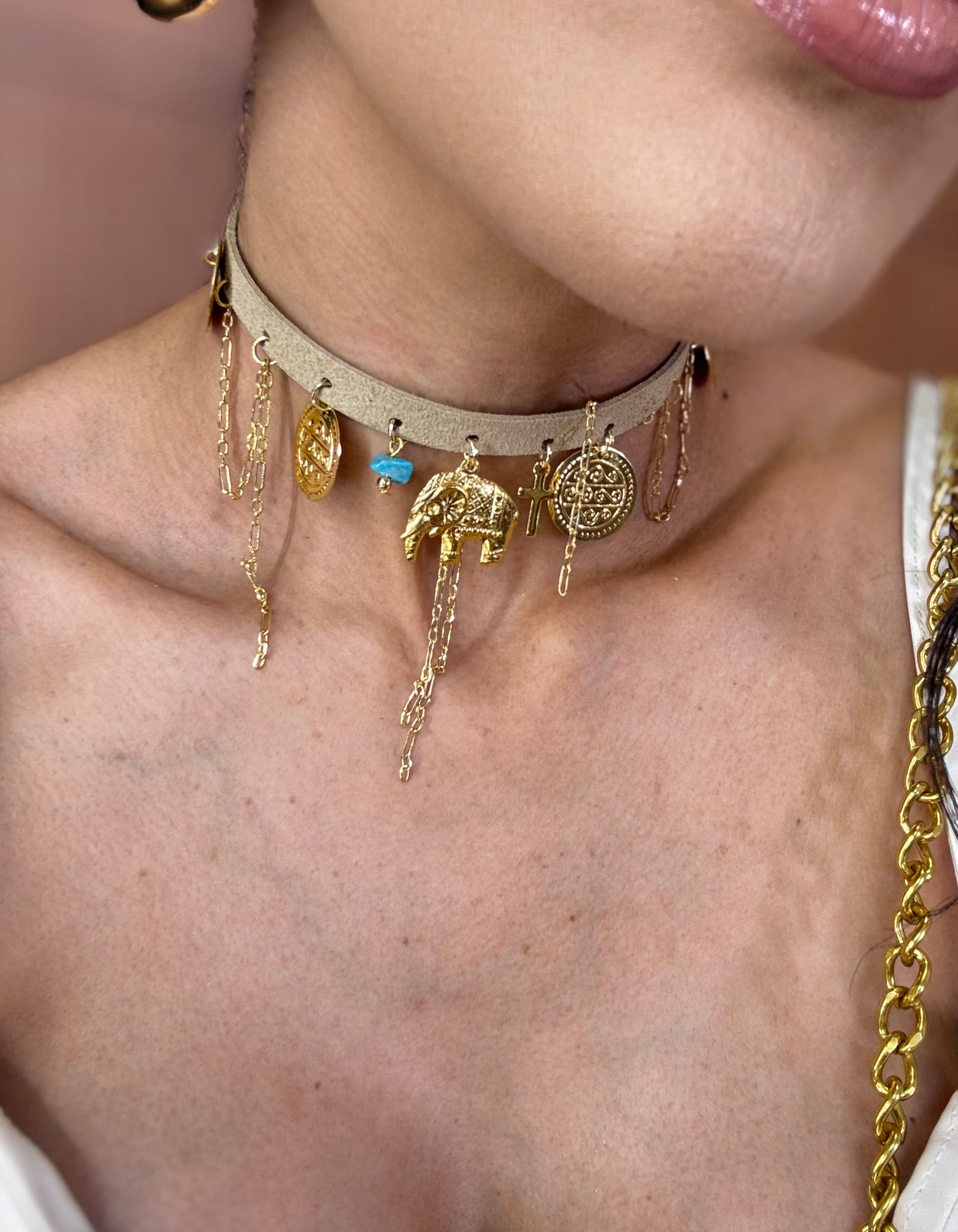 (DBJ) COLAR MEDALHAS