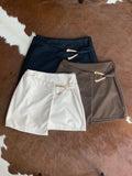 (MY) SHORT SAIA DET. DOURADO