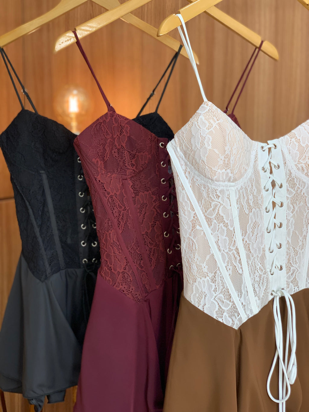 (LMF) VESTIDO RENDA ESPARTILHO