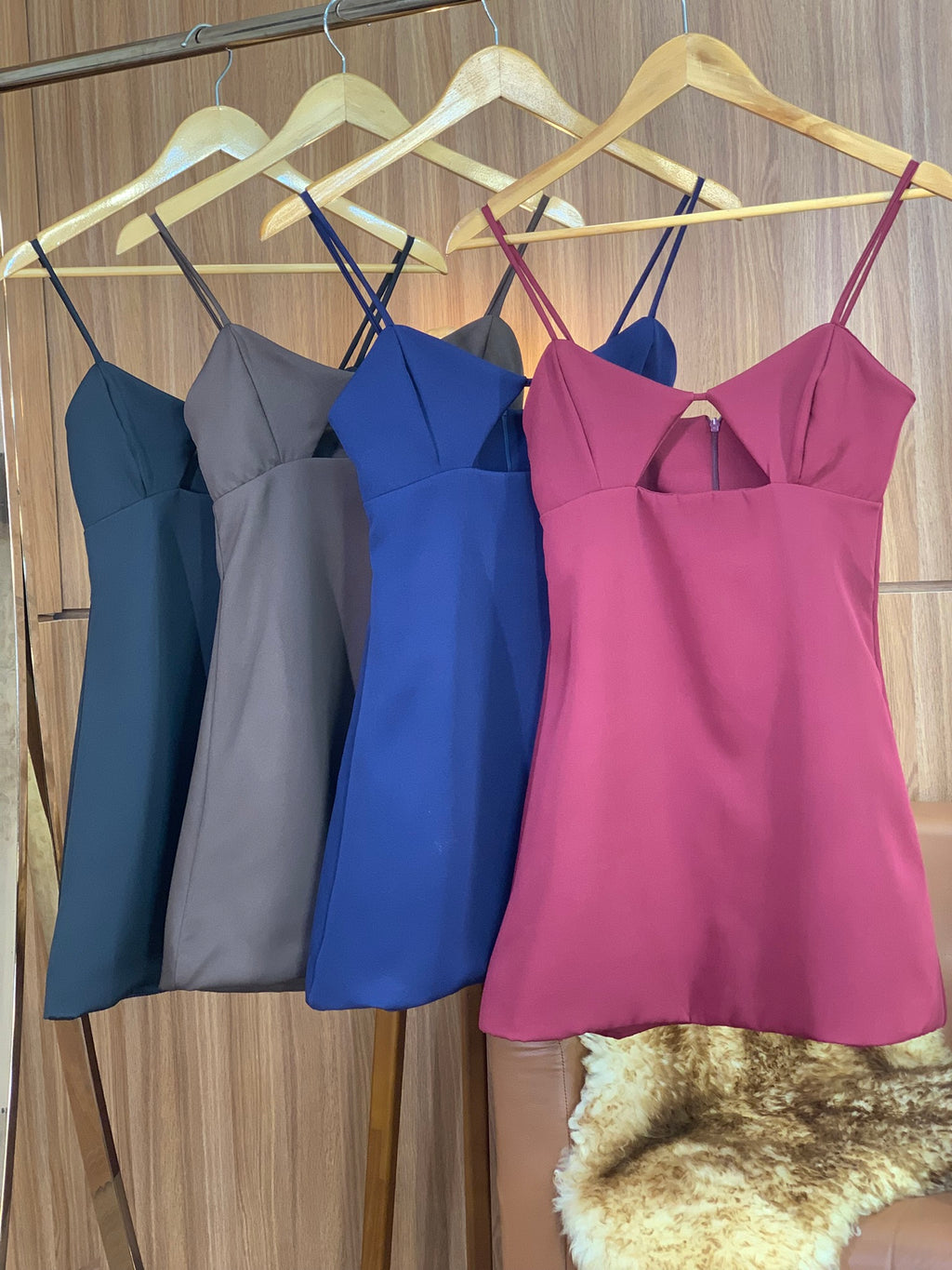 (NOC) VESTIDO ZAFIRA CURTO ALÇA