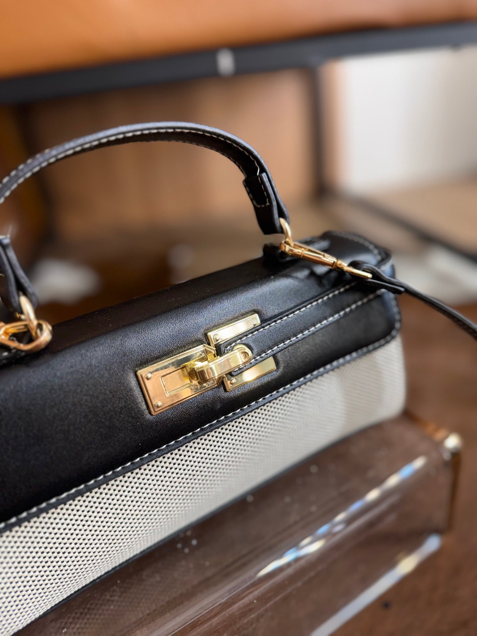 (YMB) BOLSA FECHO