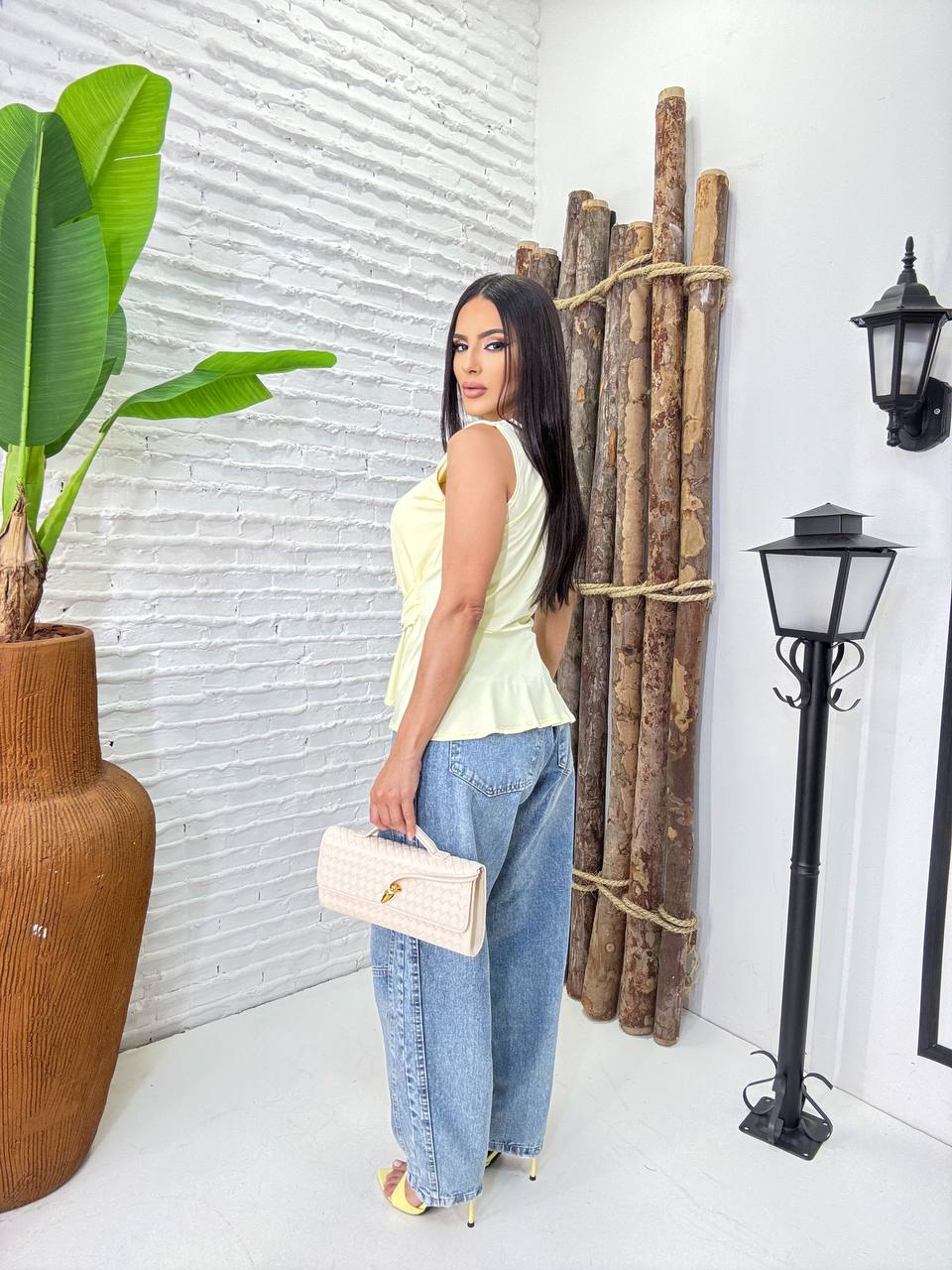 (RDH) CALÇA BARREL JEANS DET COSTURA