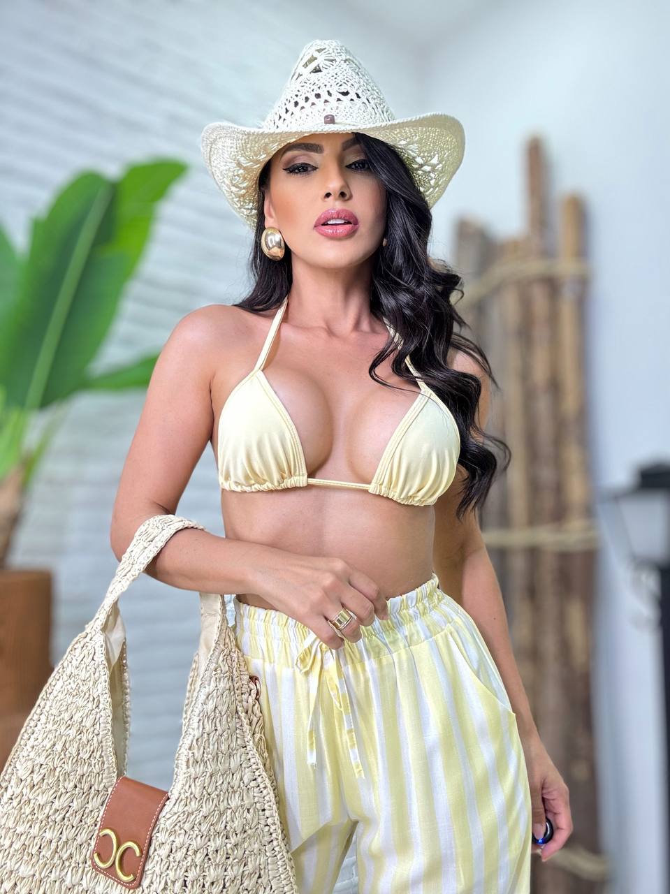 ( LVY) BIQUINI CORTENINHA CALCINHA SEM FIO REGULAVEL