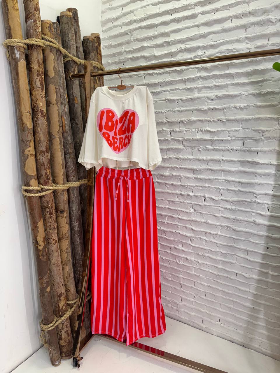 (NBD) CONJUNTO IBIZA+ CALÇA LISTRADA+ CROPPED