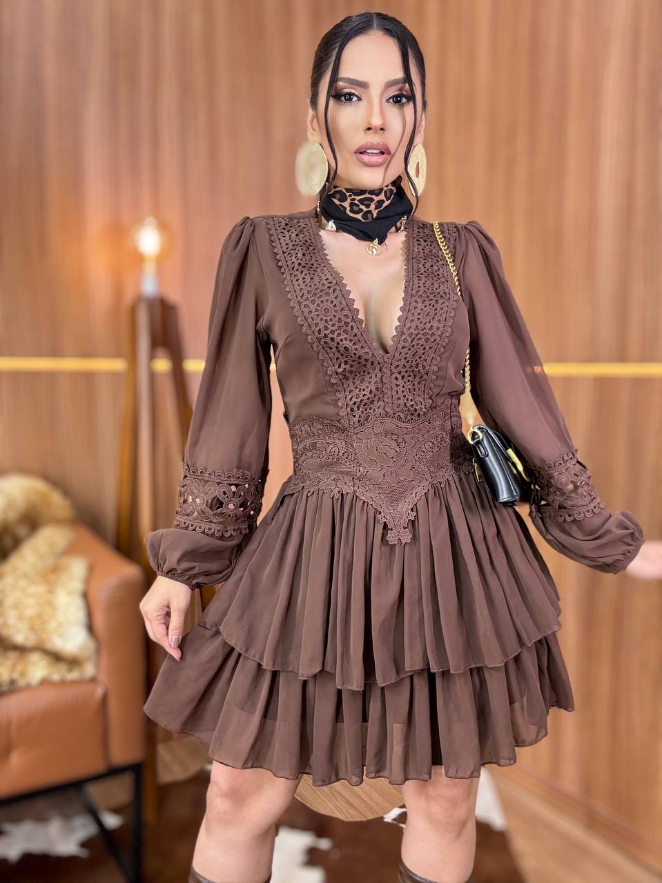 (BLN) VESTIDO CURTO MANGA LONGA DET EM RENDA GUIPIR