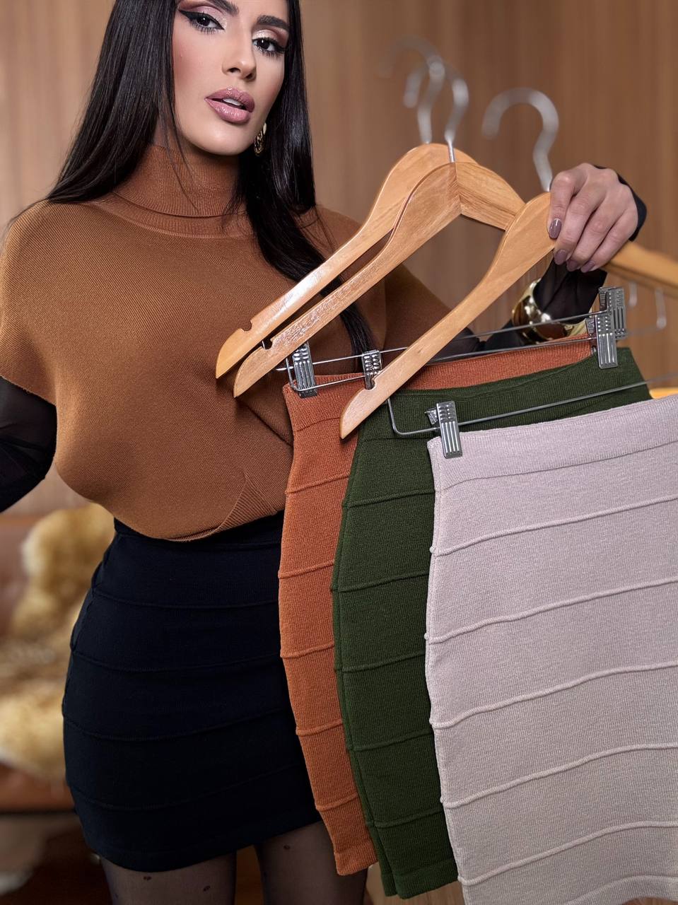 (B.D) SAIA CURTA TRICOT
