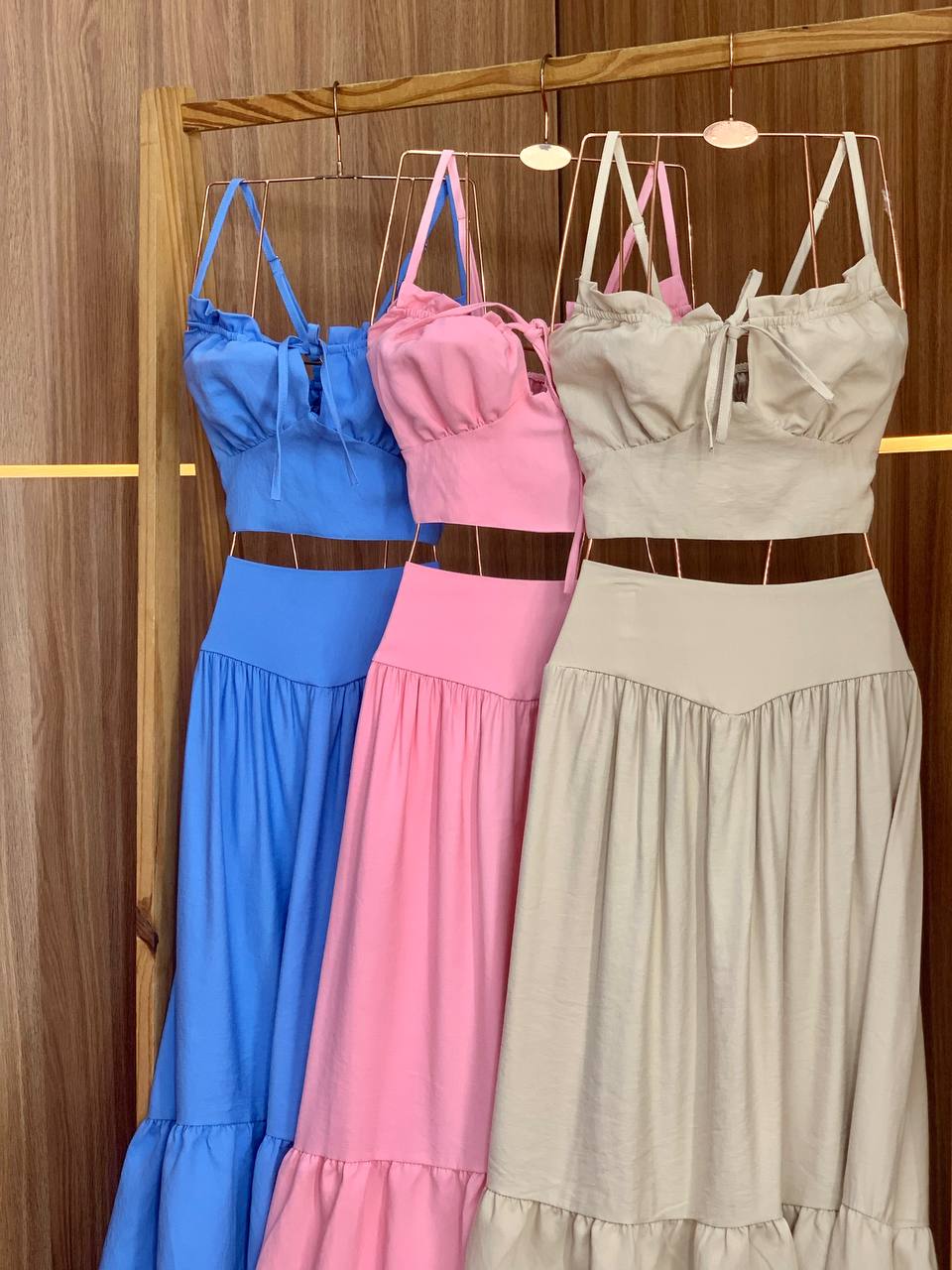 (LFC)  CONJUNTO SAIA LONGA +TOP ALÇA ELASTEC