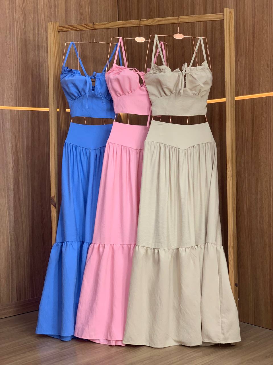 (LFC)  CONJUNTO SAIA LONGA +TOP ALÇA ELASTEC