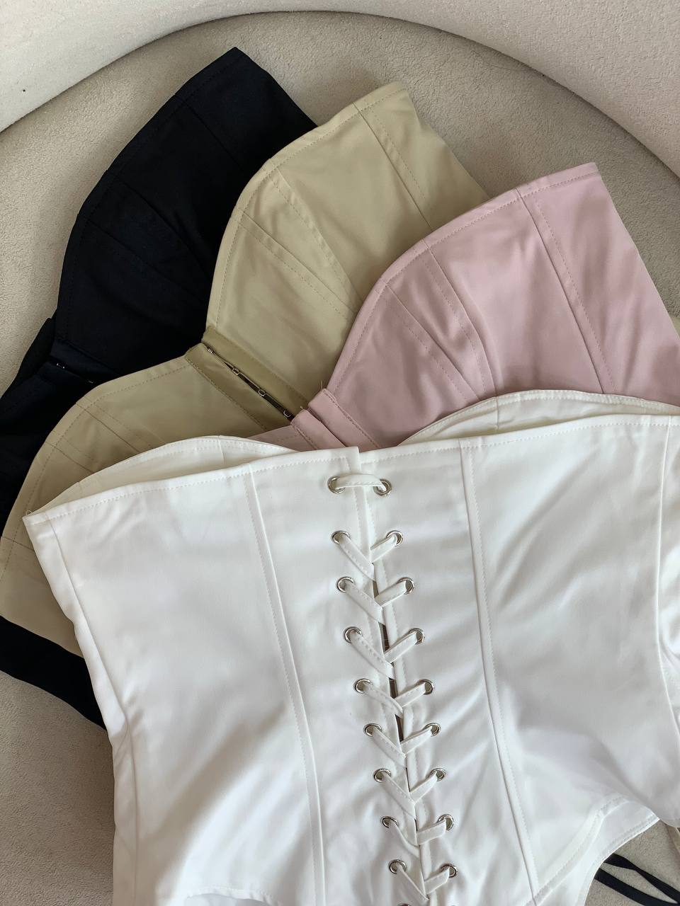 (ONS) CORSET
