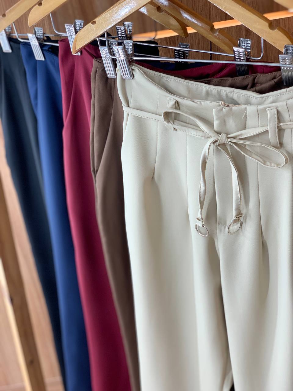 (KGM) CALÇA CENOURA COM RIATA