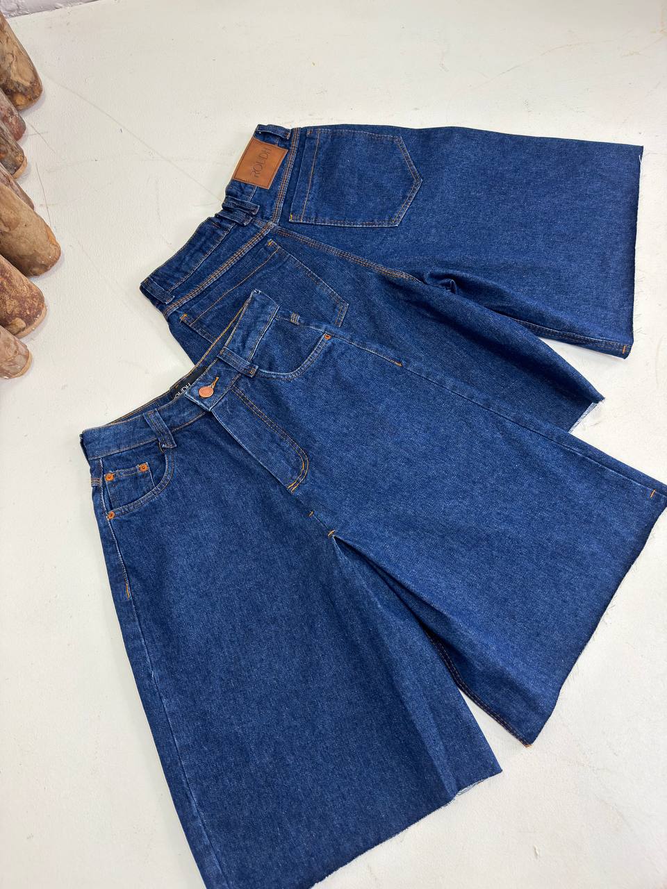 (RDH) BERMUDA JEANS