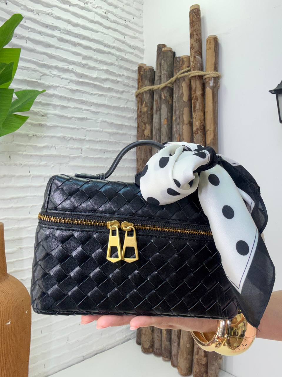 (H.B) BOLSA DET ZIPER