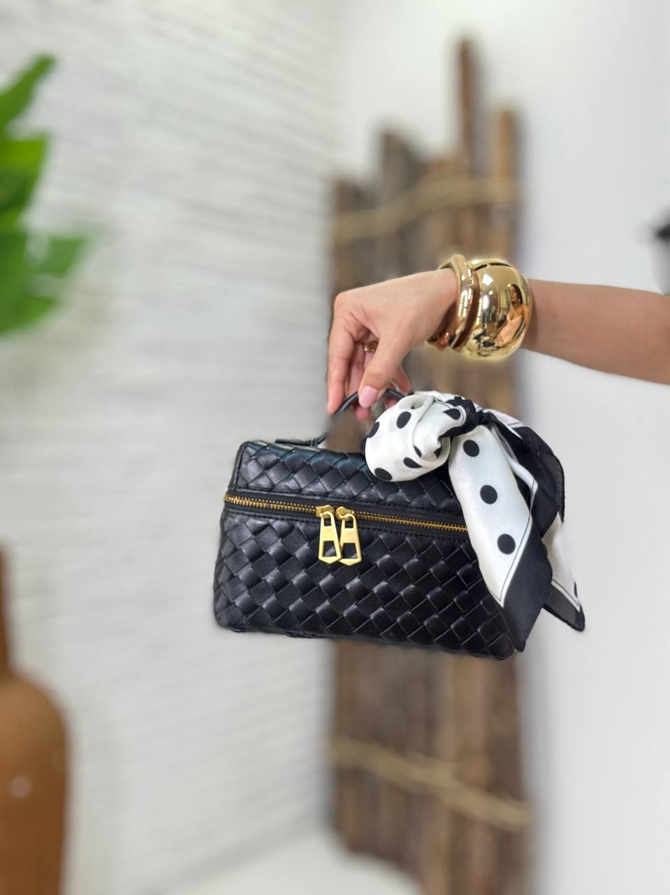 (H.B) BOLSA DET ZIPER